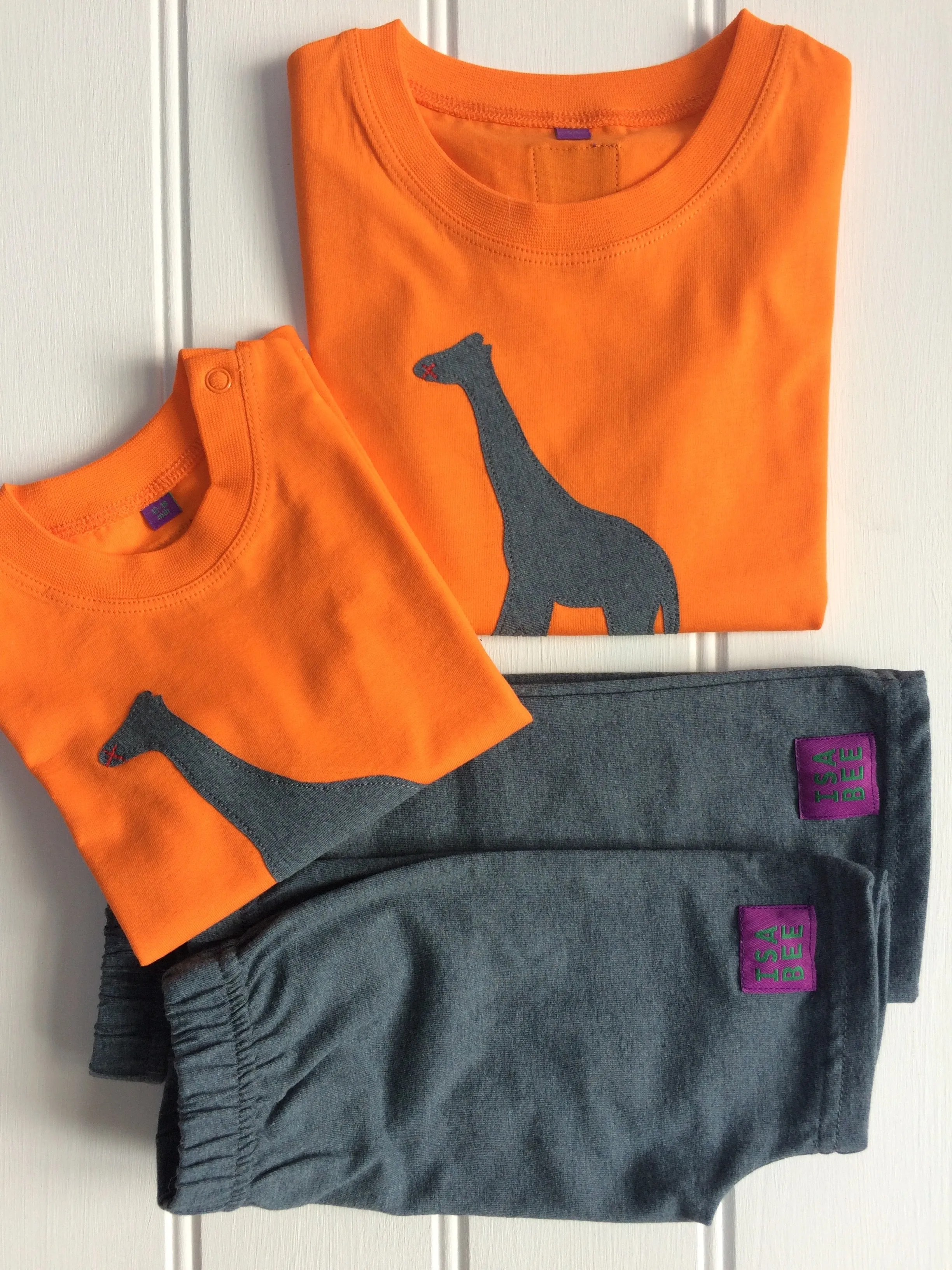 Baby Giraffe T-shirt - Orange