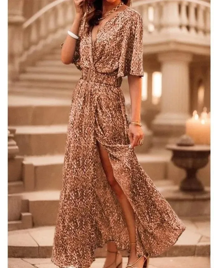 Carrie - Elegant maxi dress with V-neckline, short sleeves and beautiful floral print