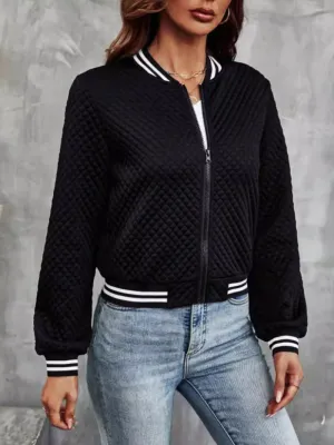 Casual bomber jacket with a light quilted pattern and striped details - Perfect for chilly days - Perfect for chilly days