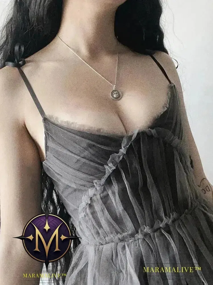 Dark Gothic Elegance: The Beauty of a Dress That Stands Out