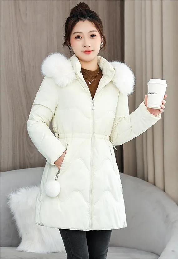 Easy-to-Clean Quilted Puffer Jacket with Relaxed-Fit Design for Women