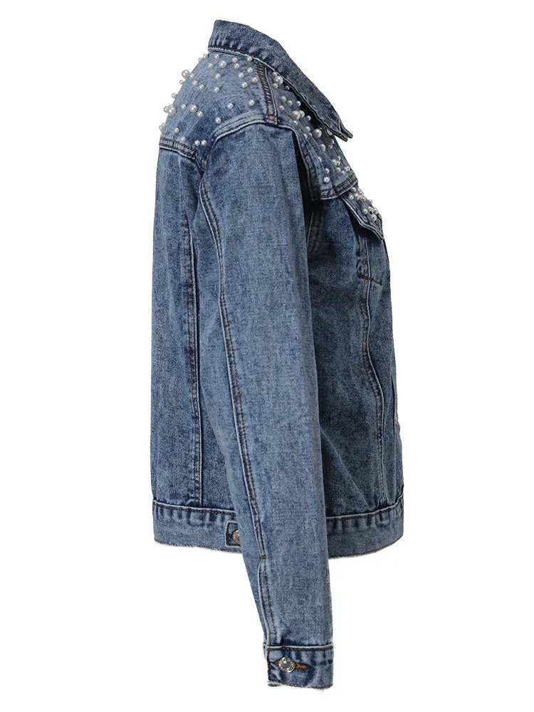 Elegant denim jacket embellished with pearls - Lightweight and breathable material
