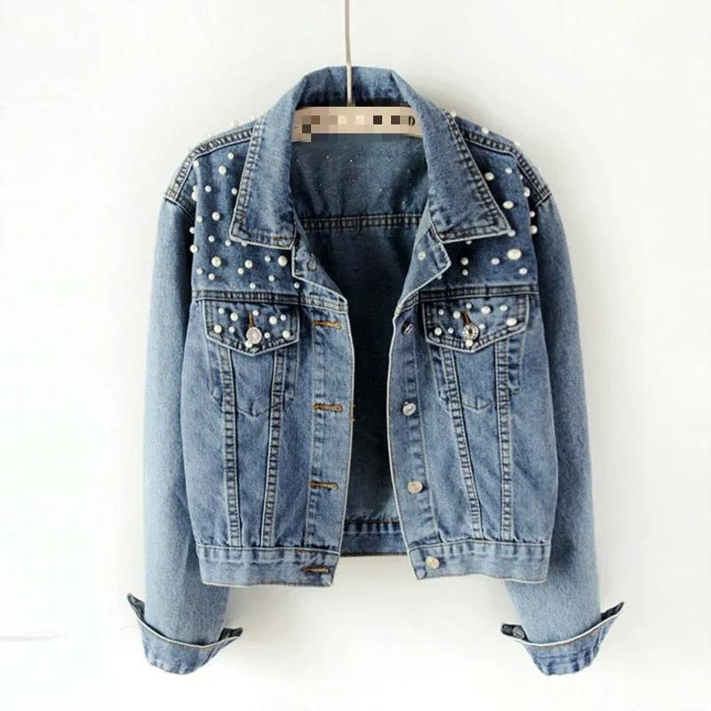 Elegant denim jacket embellished with pearls - Lightweight and breathable material
