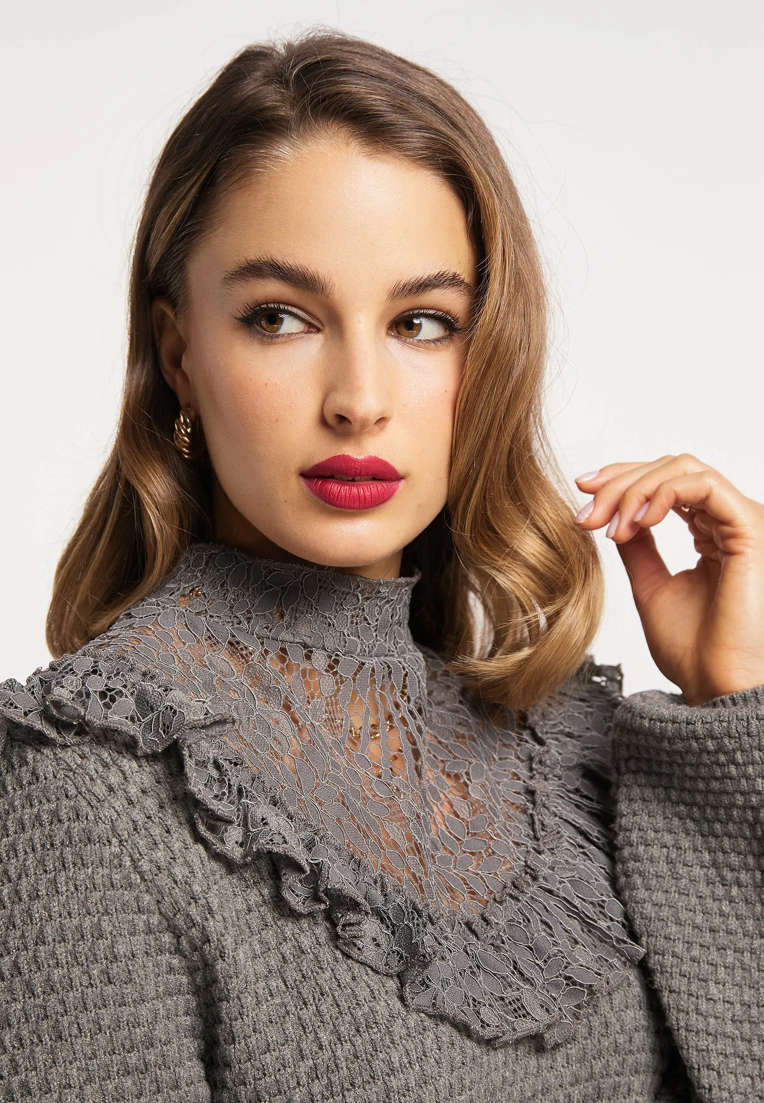 faina Women's Knitted Sweater