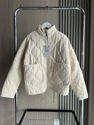 Frankie - Pocket-Detail Everyday Jacket