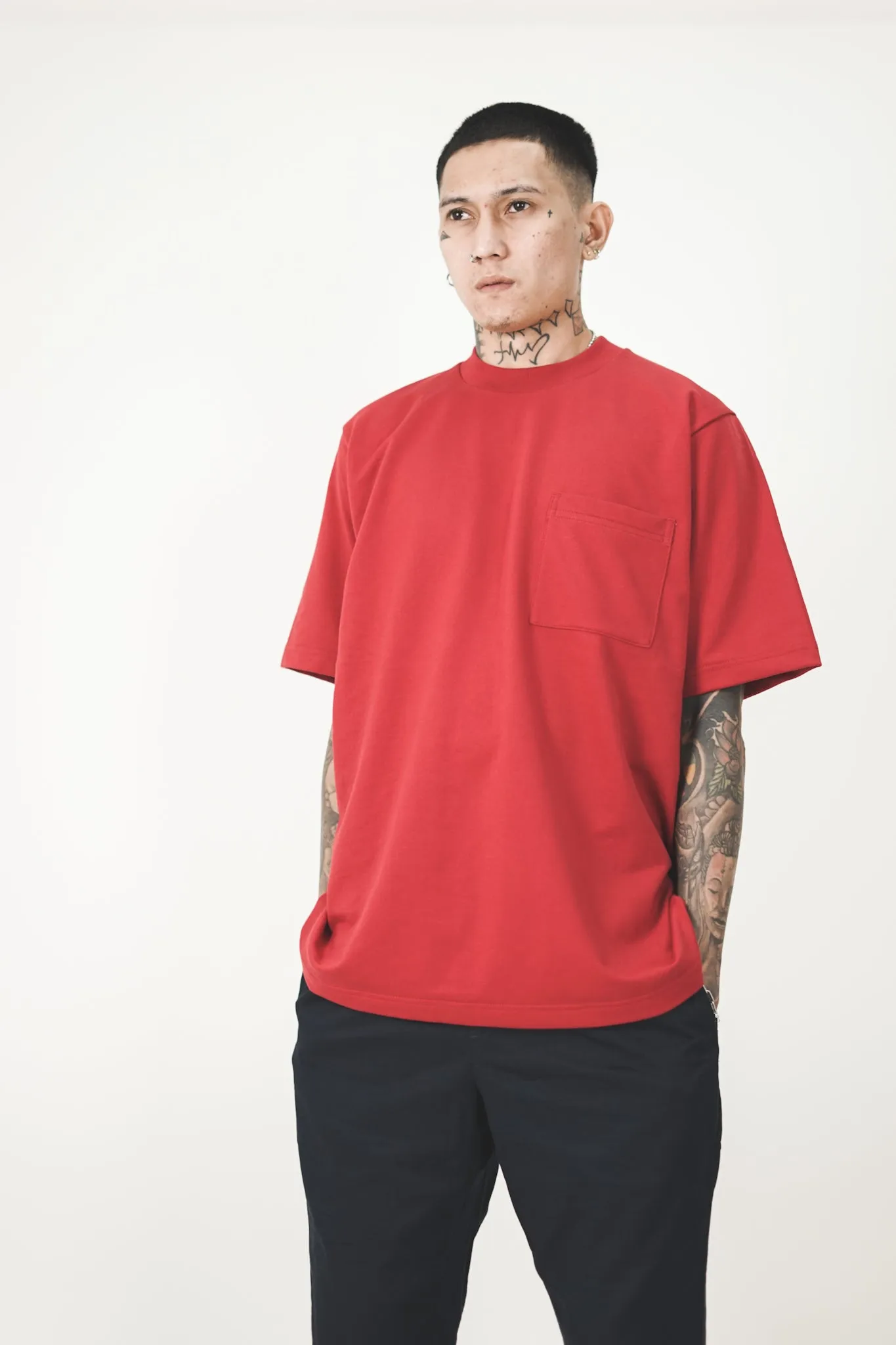 FRENCH TERRY FADED RED POCKET OVERSIZED TEE