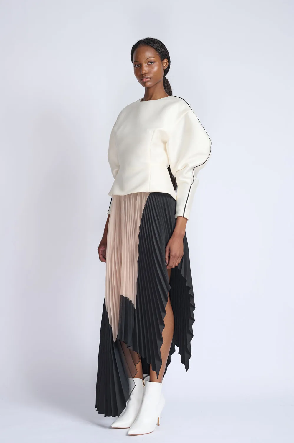 Ivory Gazar Top with Bouncy Sleeves