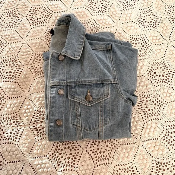 Jean Jacket w/ pockets