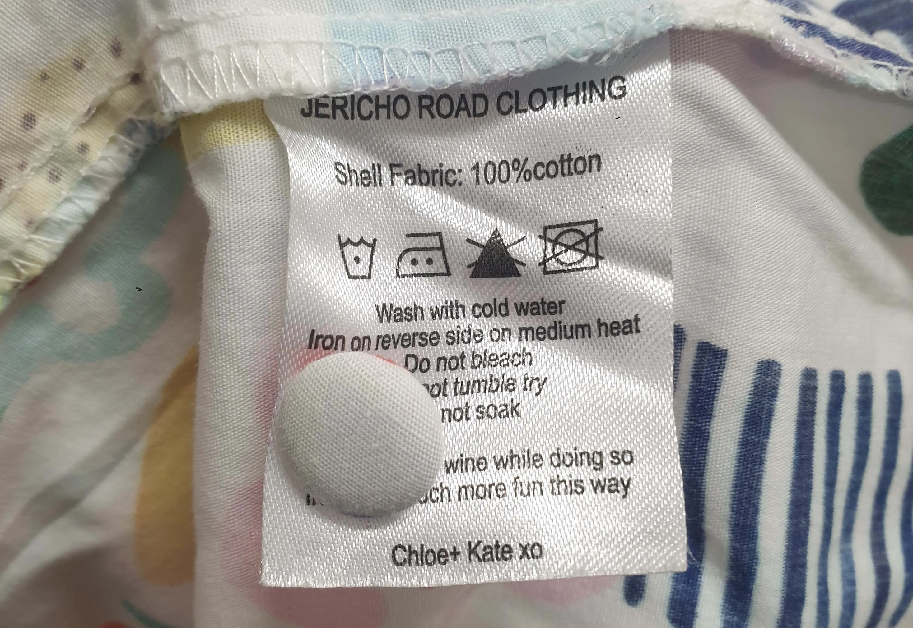 Jericho Road white oversized shirt with fun and bright print size 10