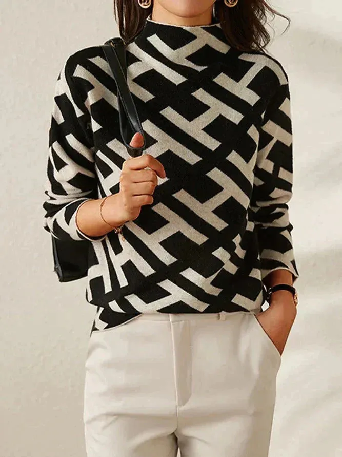 Mónica® | Elegant And Beautiful Blouse