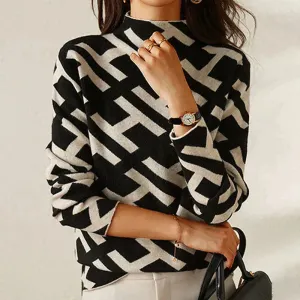 Mónica® | Elegant And Beautiful Blouse