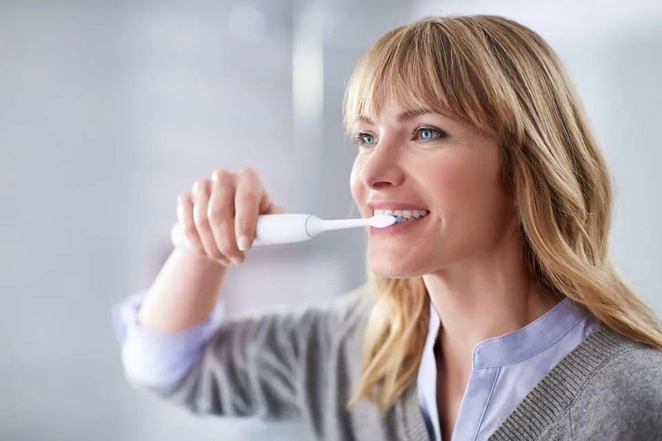 Philips Sonicare Protective Clean 4300 Electric Toothbrush HX6809/16