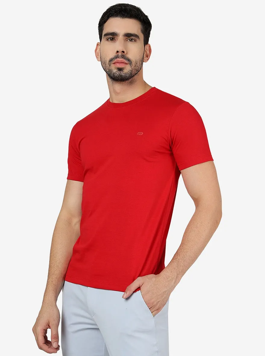Red Solid Slim Fit T-Shirt | JadeBlue