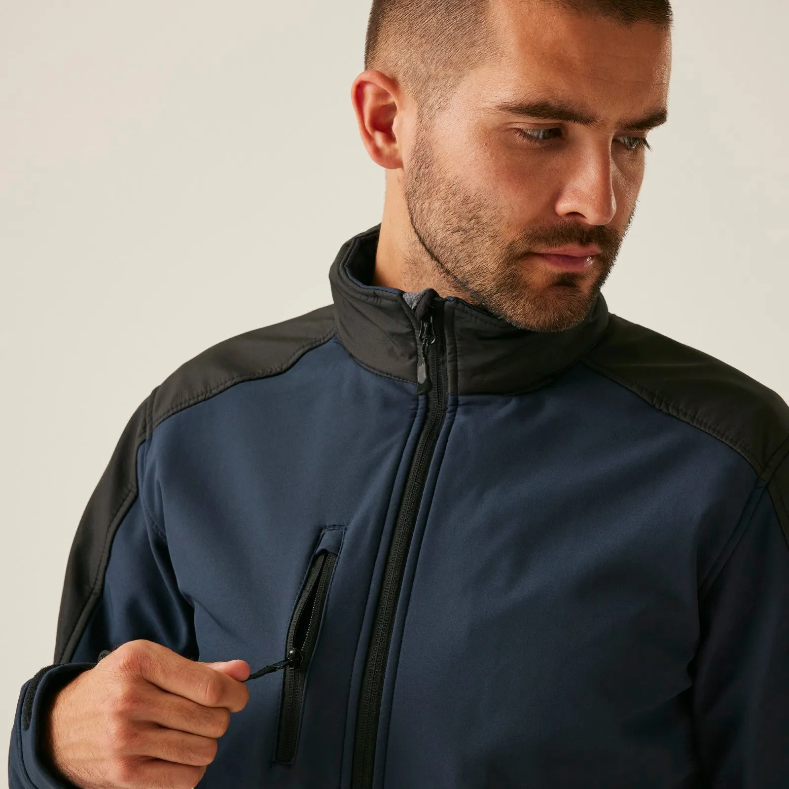 Regatta Professional Mens Hydroforce 3 Layer Membrane Softshell Jacket