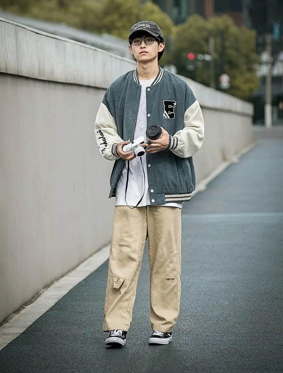 Relaxed-fit Varsity Jacket Featuring Elastic Band Cuffs and Button-up Design