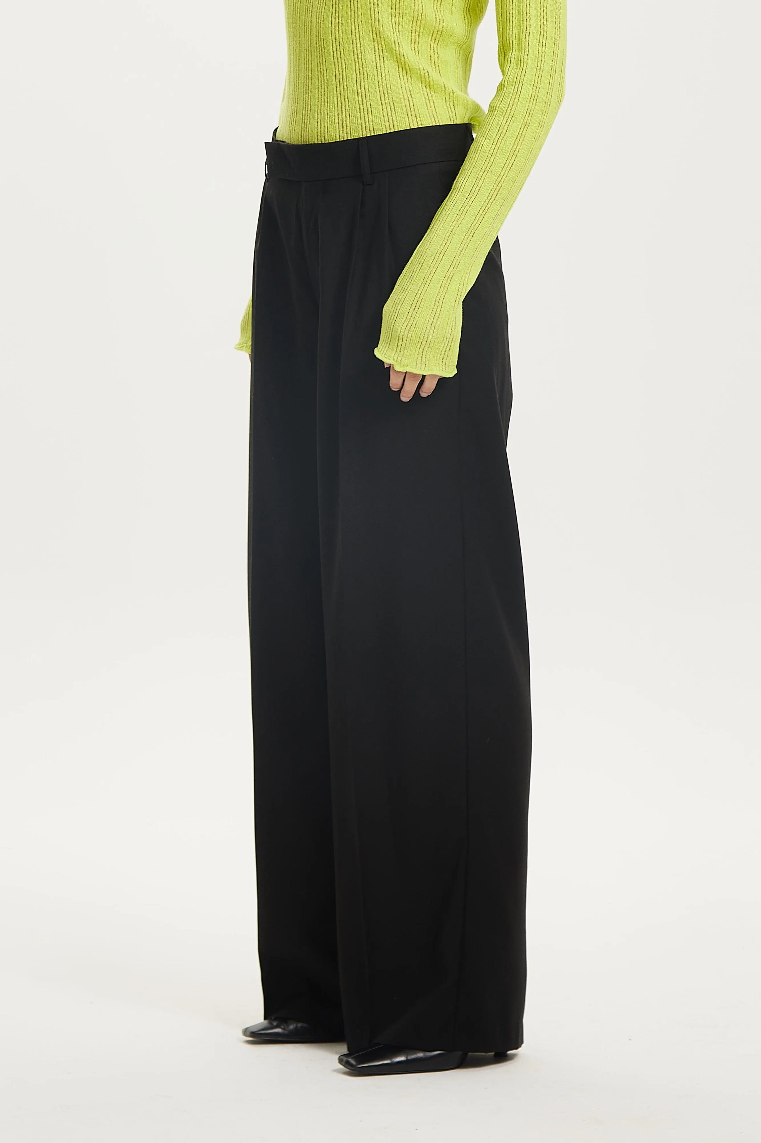 RESOLUTE TAILORED TROUSERS | BLACK