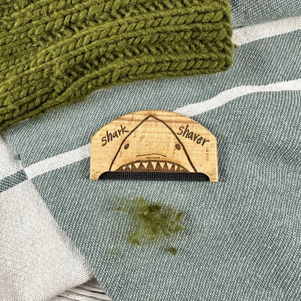 Shark Sweater Shaver