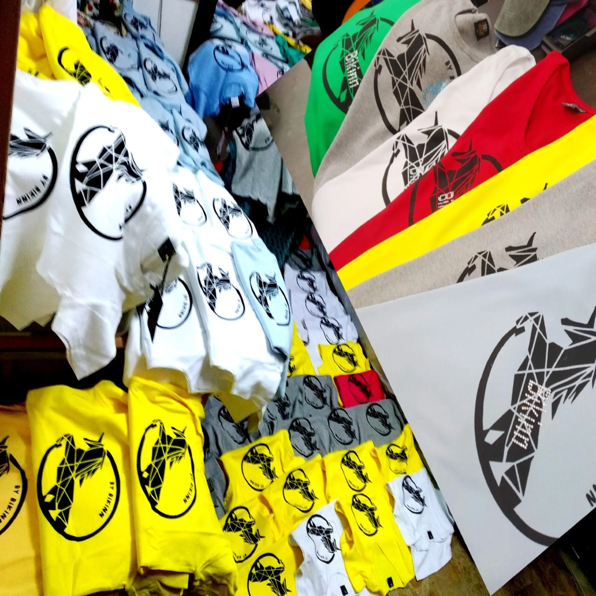 Short Sleeve T-Shirts UNICORN Design