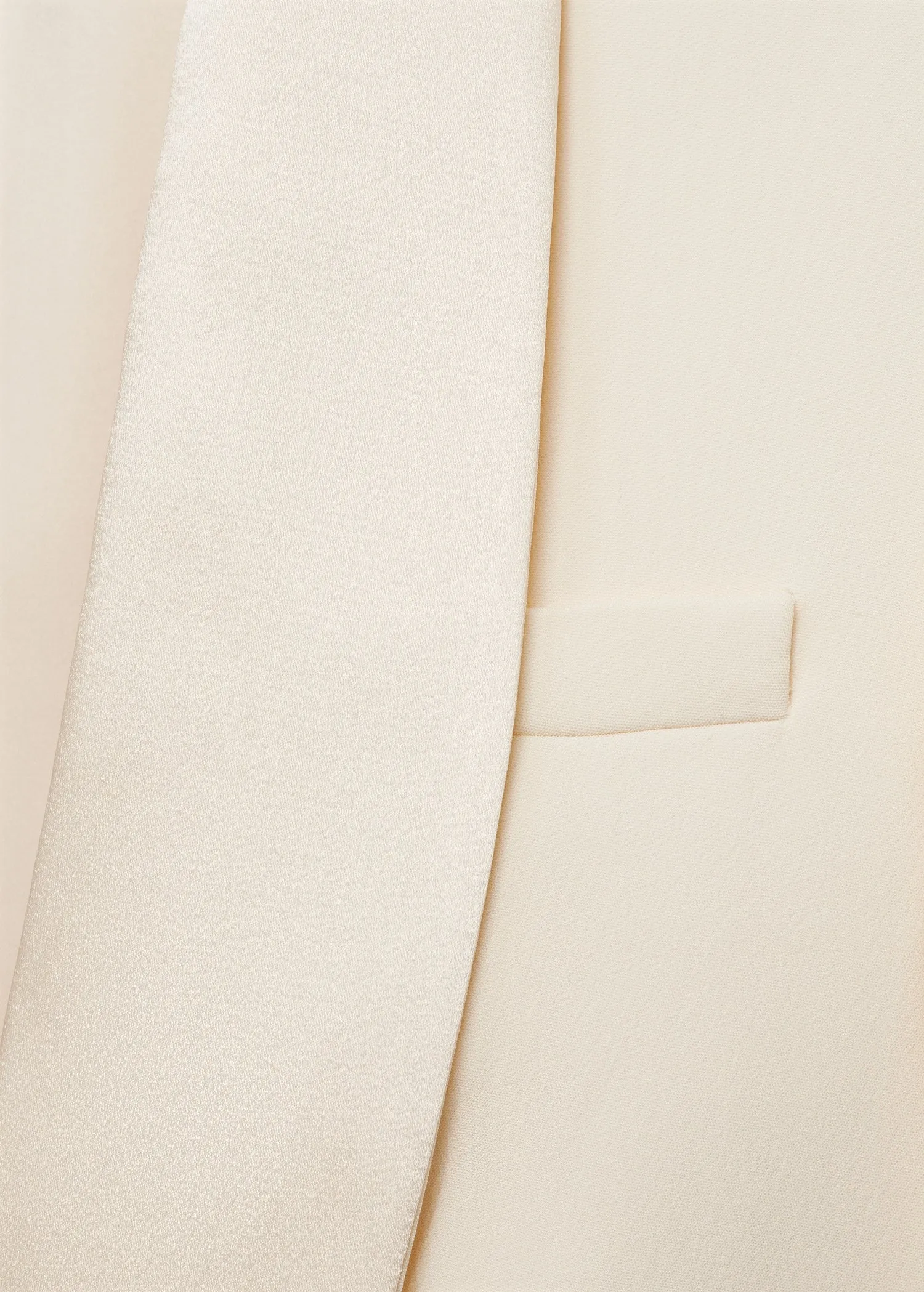 Suit jacket with satin lapels - Women | MANGO United KingdomMANGOAdd to your wishlistMango chatbot