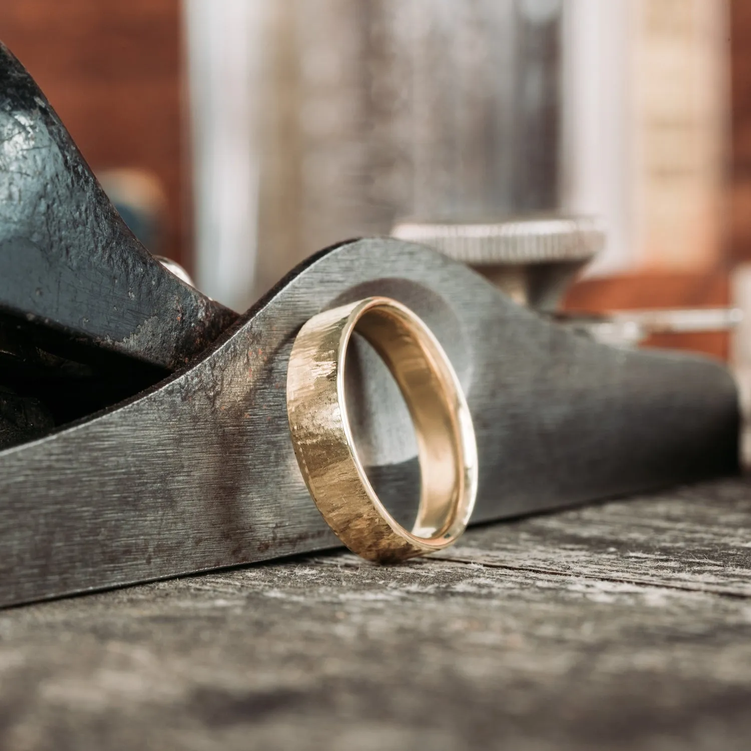 The Alder | Men's Tree Bark Textured Yellow Gold Wedding Band