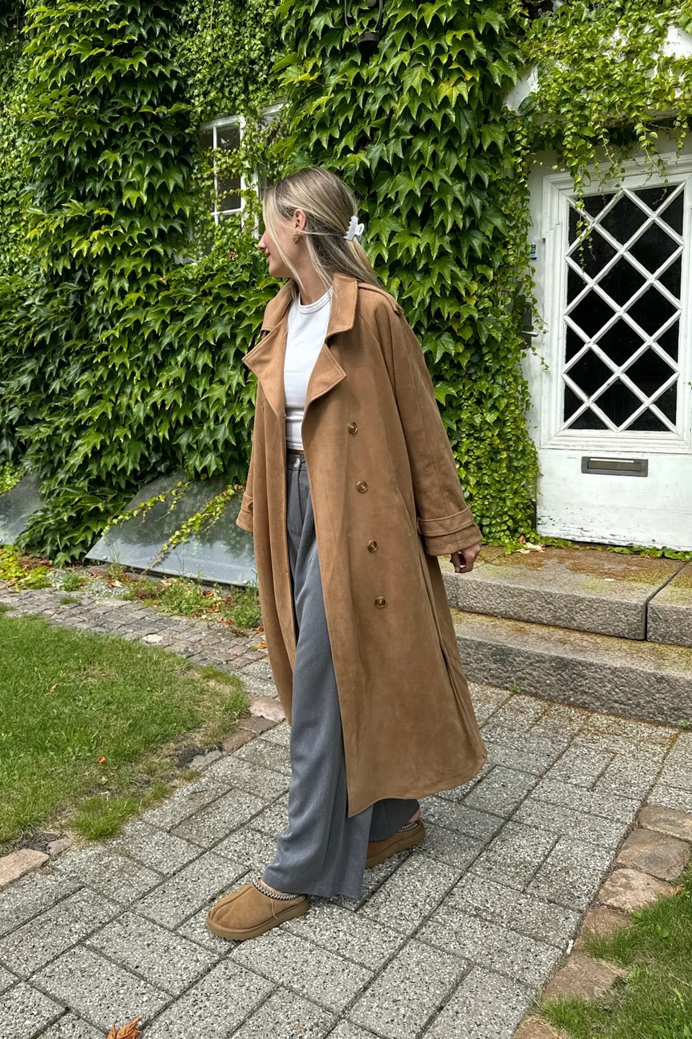 TillieIC Trenchcoat - Tan