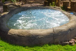 Universal Rocks In-Ground Spa - Lagoon