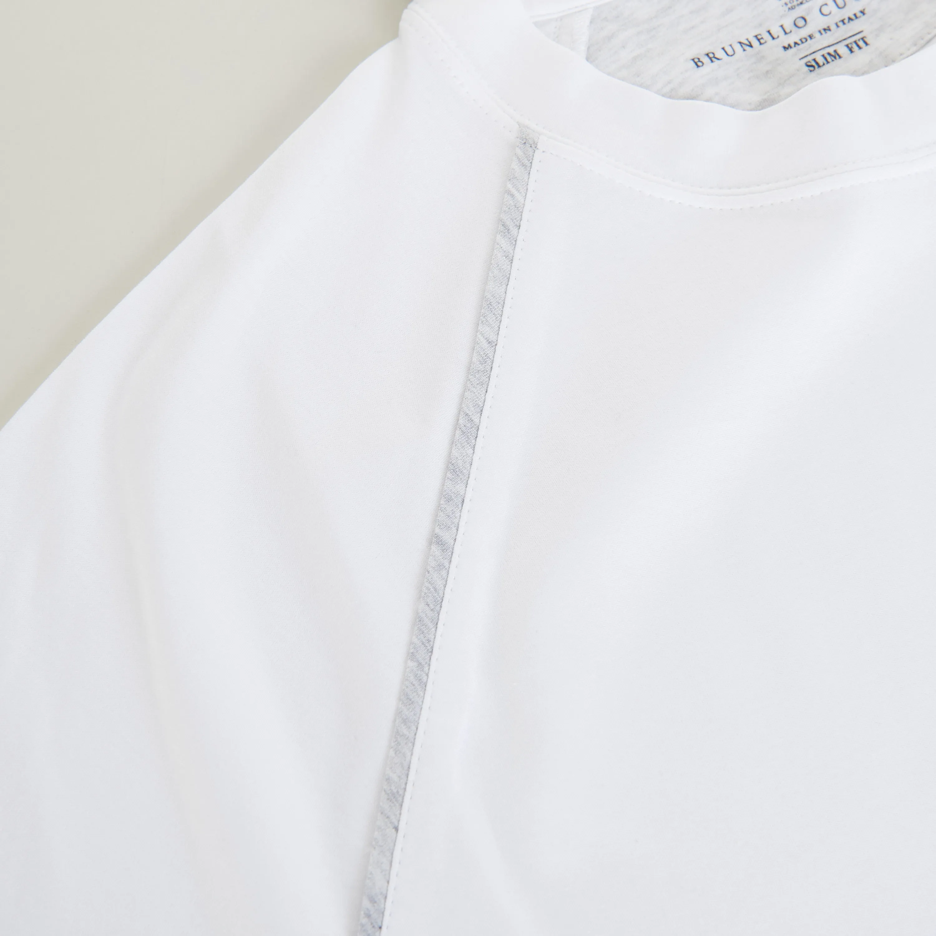 White Cotton T-Shirt - Shortsleeve, Texture Logo
